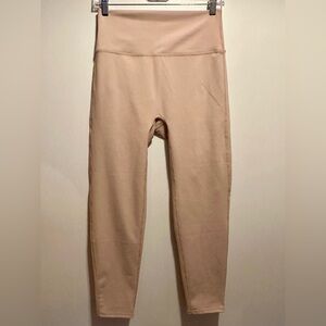 NWOT Zenana Beige/Nude Leggings